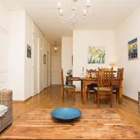 Appartement Sleeps 4 Air Con Wifi Cannes