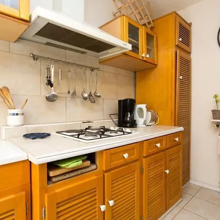 Sleeps 4 Air Con Wifi Appartement *